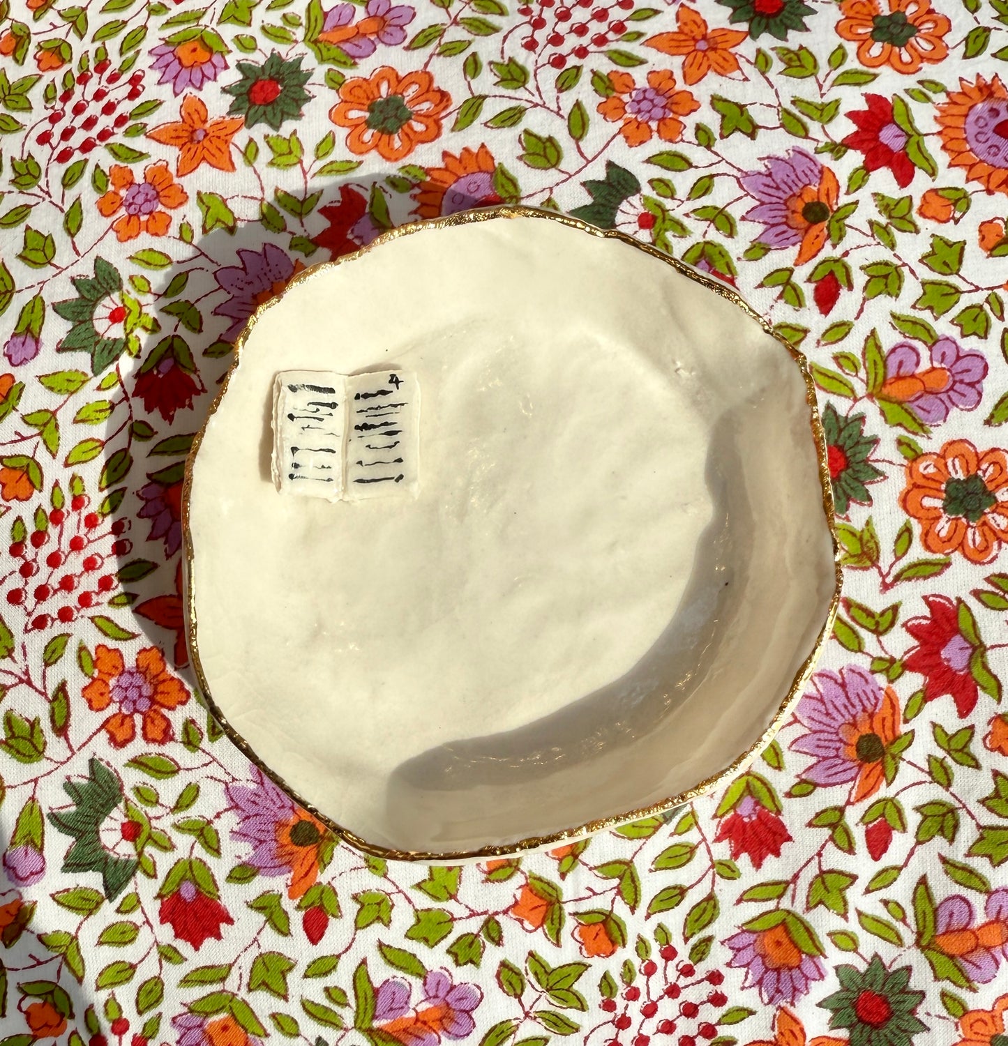 Book pot