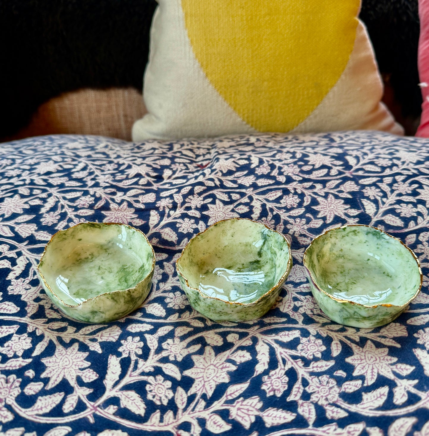 Marbleised pots x 3 - green
