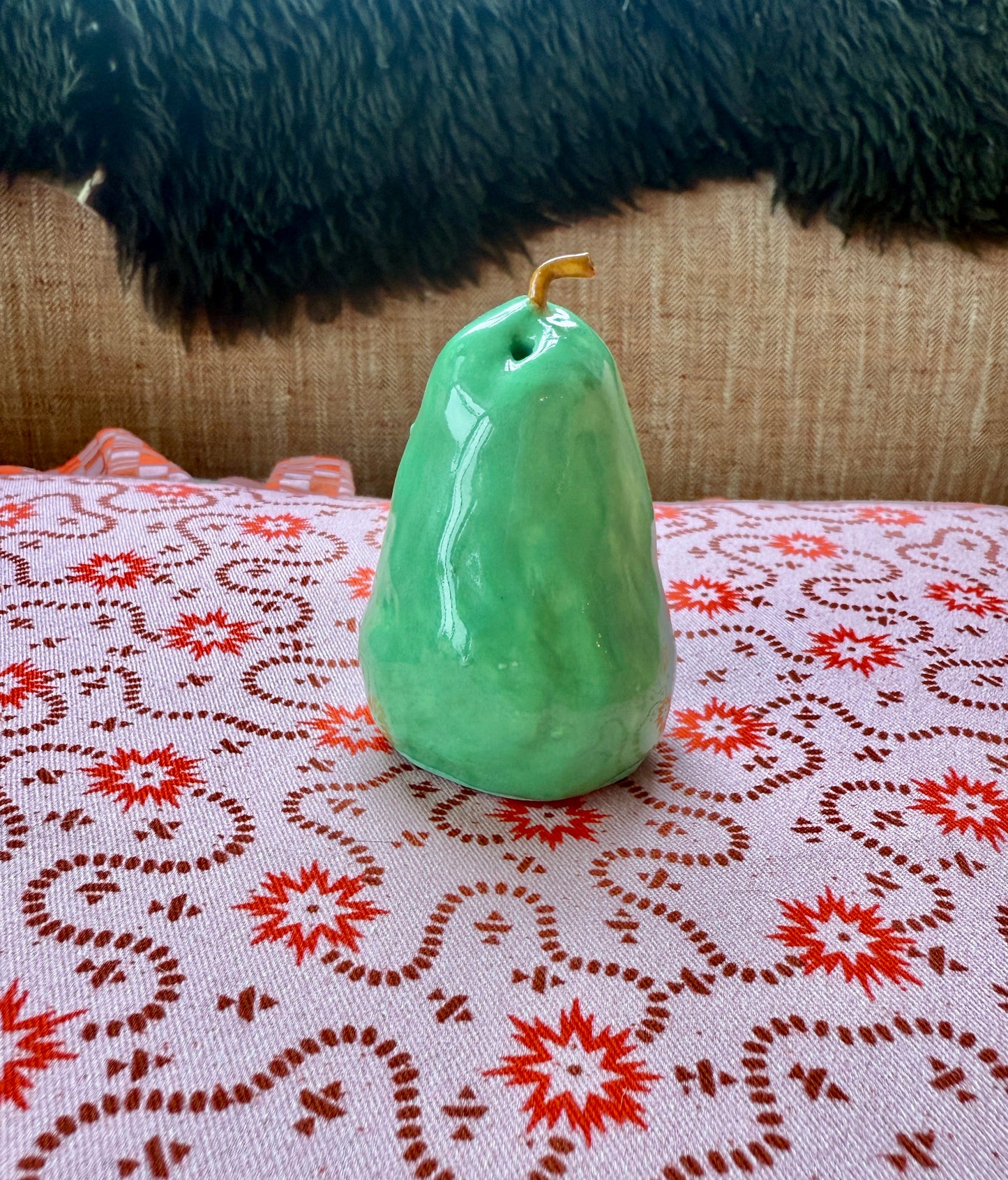 Pear incense holder